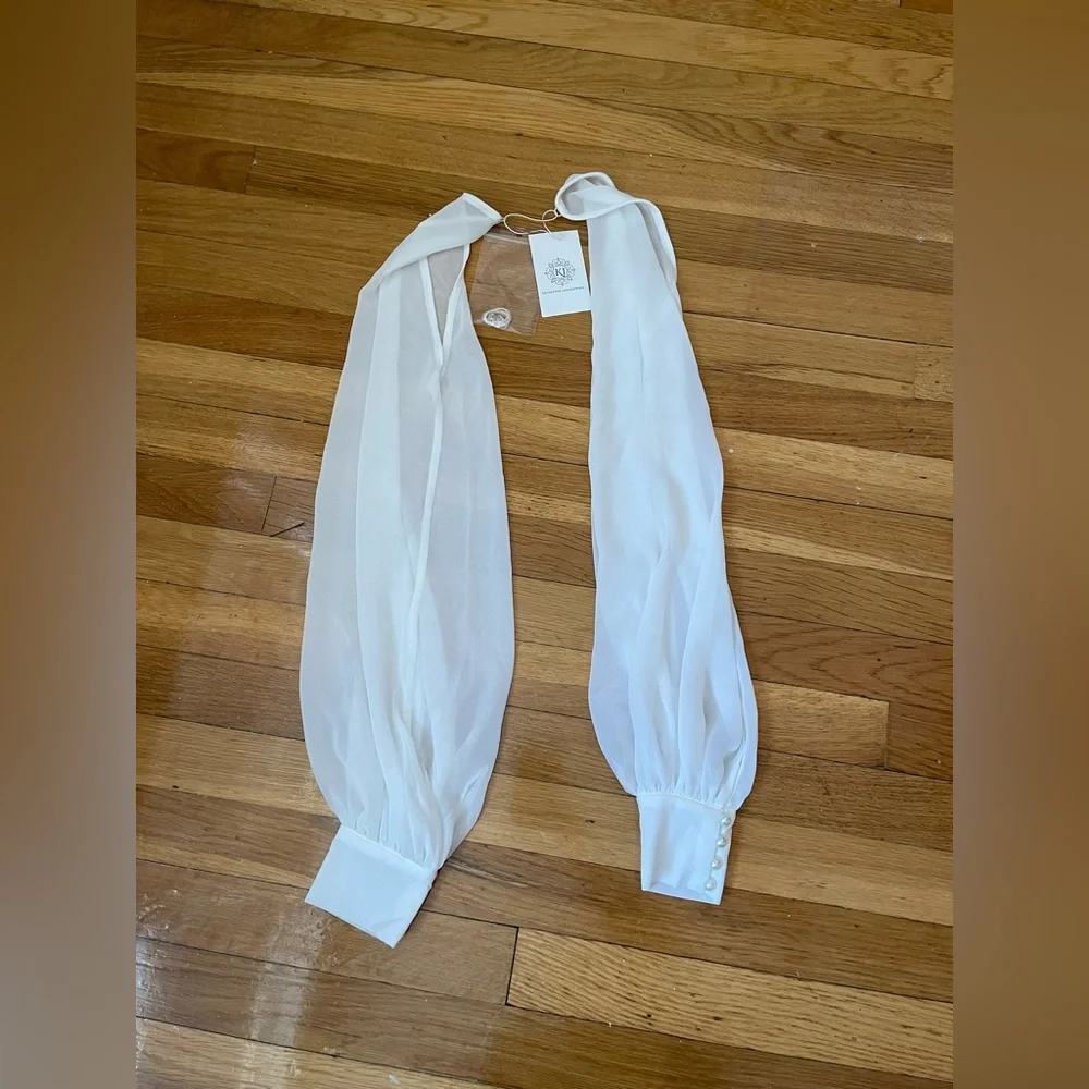 NWT Wedding Dress Sleeves (Detachable) - Picture 2 of 13